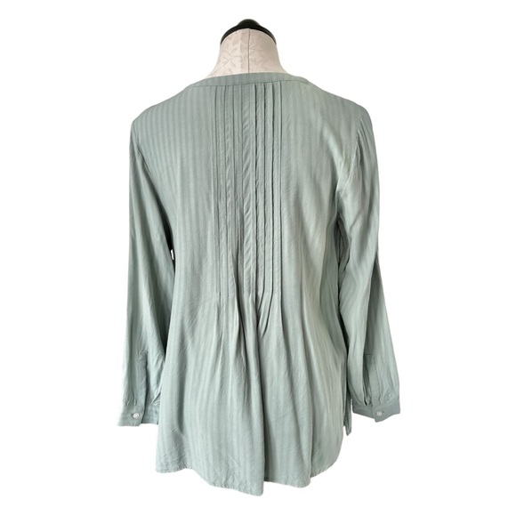 J.Jill Pintucked Popover Tunic in Mineral Sage Green Blouse Size Small Petite - Picture 5 of 13